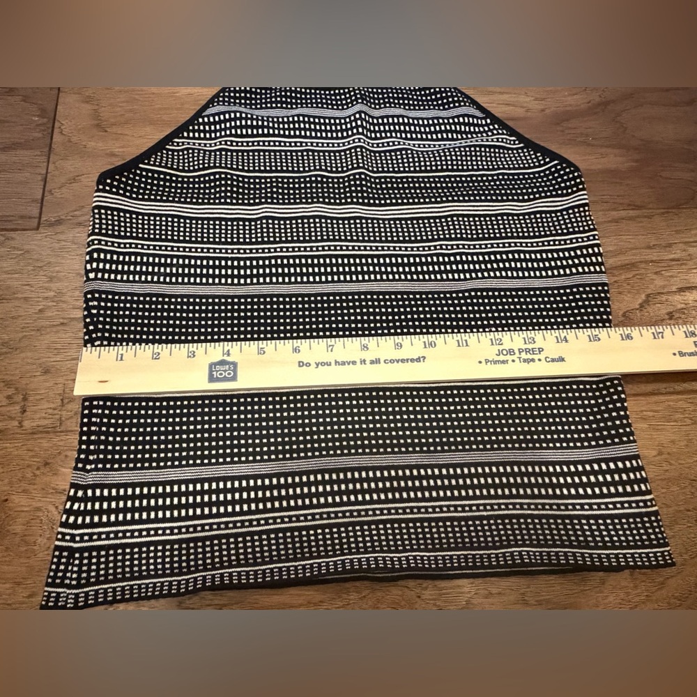 Ann Taylor Black & White Silk Halter Knit Top – Size M Vintage - Picture 6 of 6
